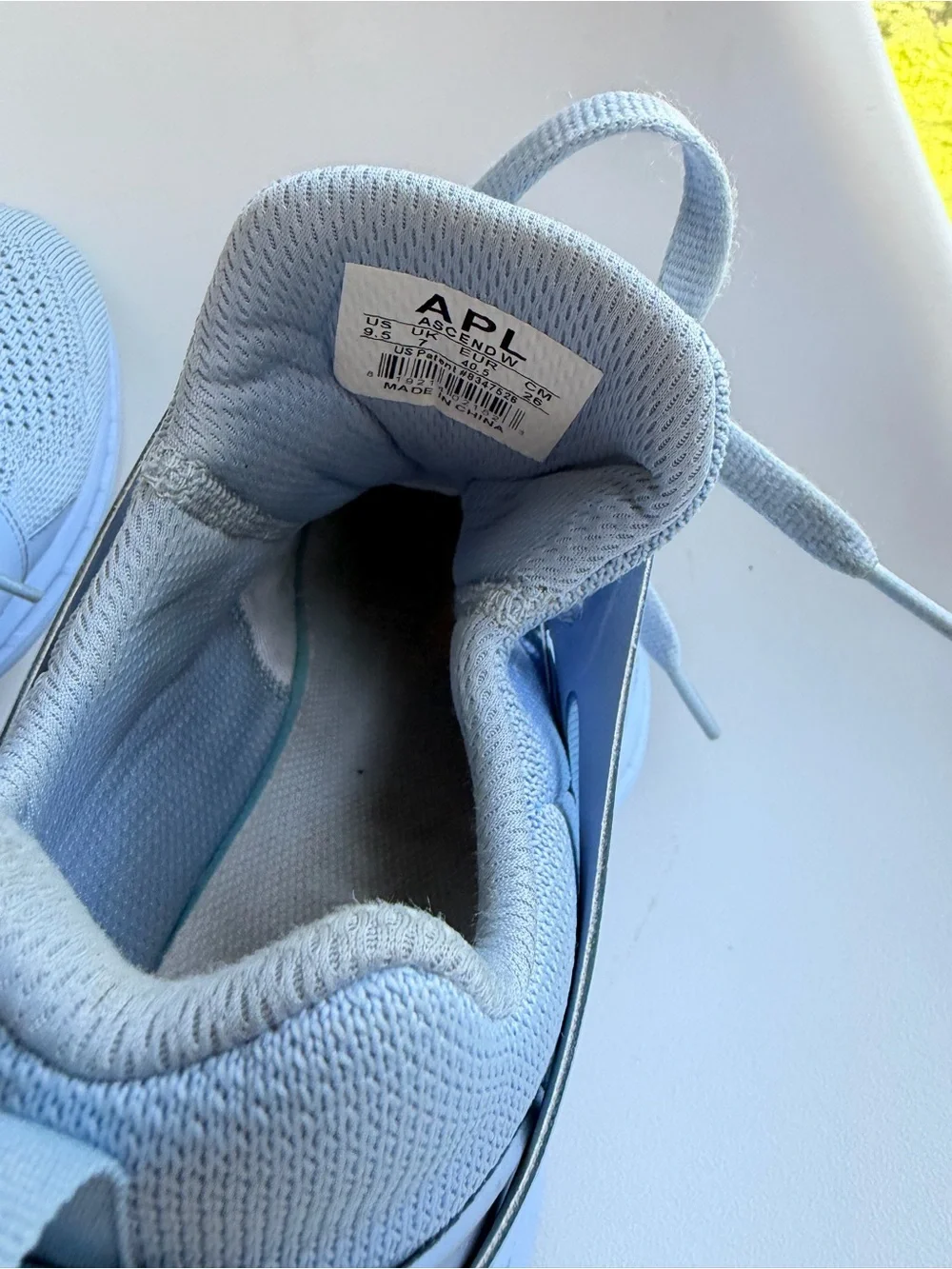 APL Ascend  Women’s 9.5  Lightweight  Tech Weave Knit Sneakers in Ice Blue